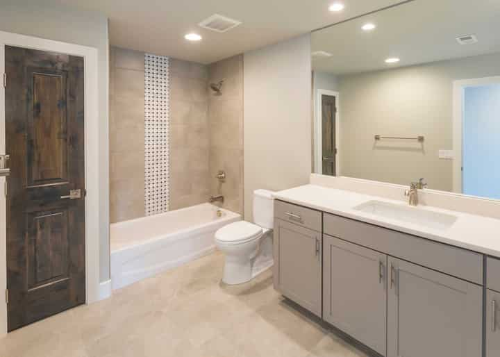 Local bathroom remodel experts Auburn, AL